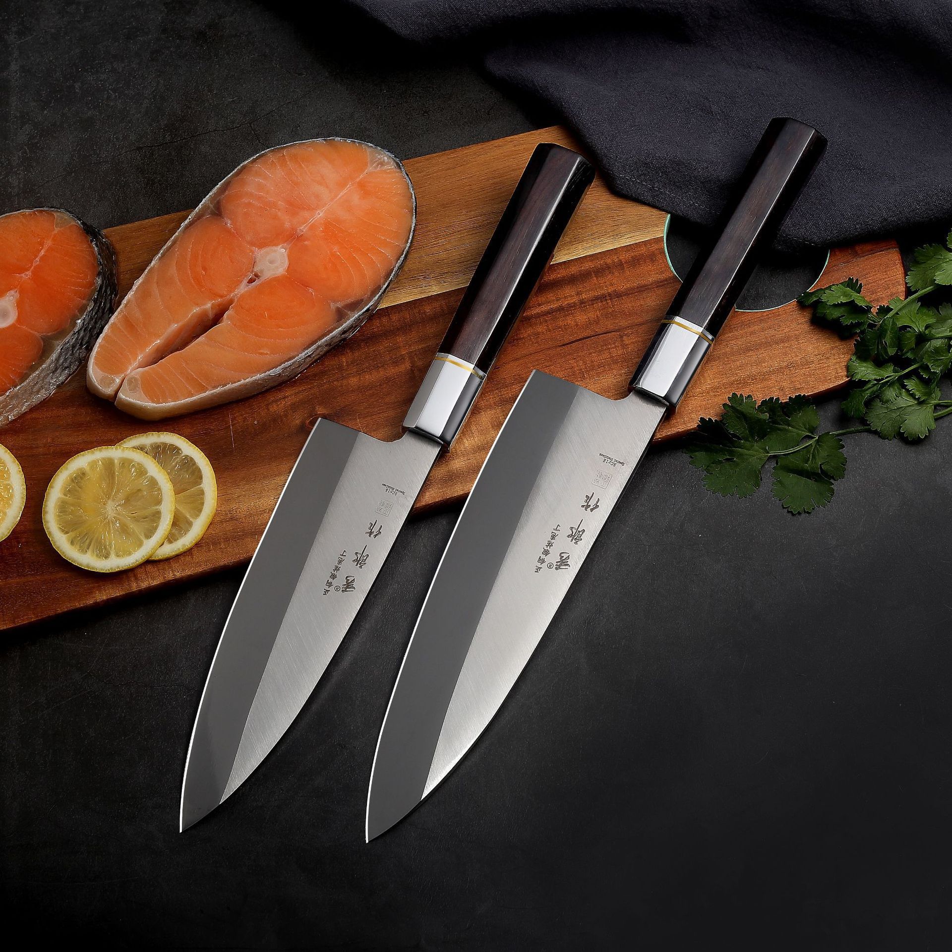 Japanese cuisine: sashimi knife, fish head knife, fish slice knife, sushi knife, split knife, salmon knife, exit knife, willow blade knife full figure