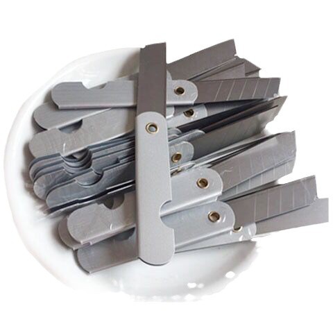 A box of 20 iron sheet utility knives, large paper cutters, old-fashioned stainless steel knives, pencil sharpeners for cutting. Manufacturer Item Picture