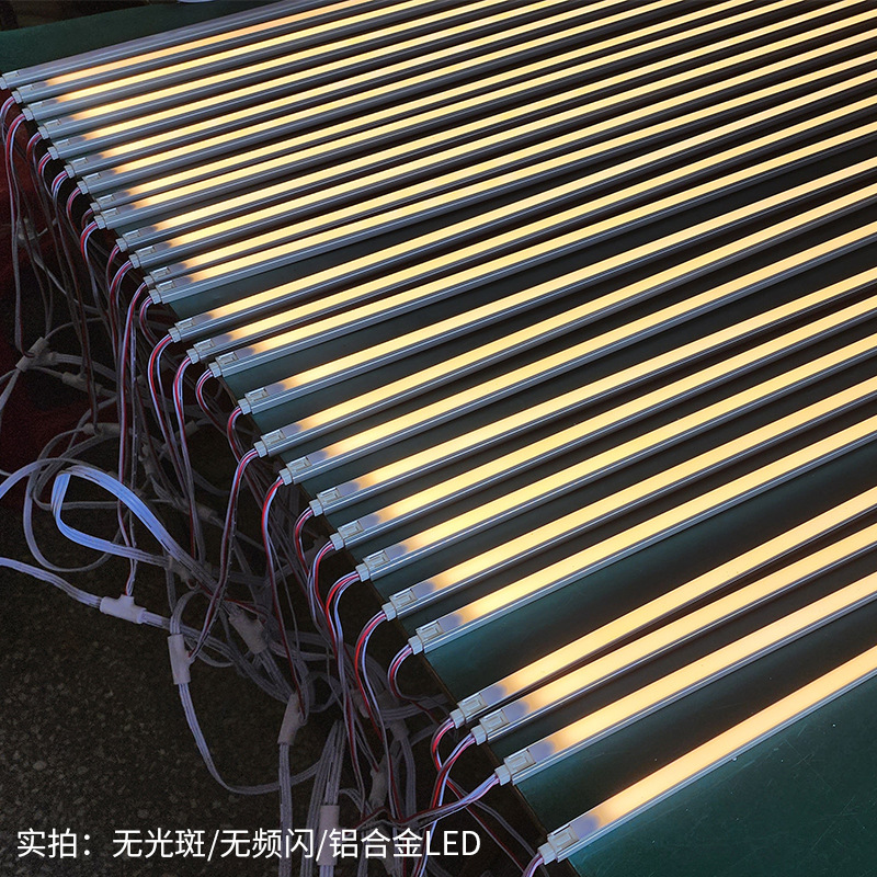 Staircase sensor step light, no wiring required, popular smart staircase light strip, villa duplex self-built house base step light Application Scenario
