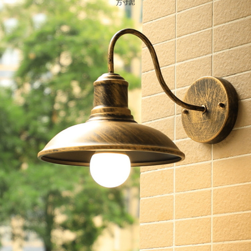 Wholesale of new outdoor wall lamps, street lamps, outdoor door and balcony lamps, outdoor lighting, American retro industrial style wall lamps details Picture