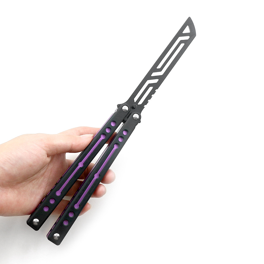 The Nautilus V2 Nautilus Butterfly knife, unedged G10, is a practice and training knife for swinging Application Scenario