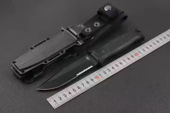 The new generation of cross-border outdoor survival tactical knives, wilderness survival anti-height hardness tools, and small straight knives for camping in the wild full figure