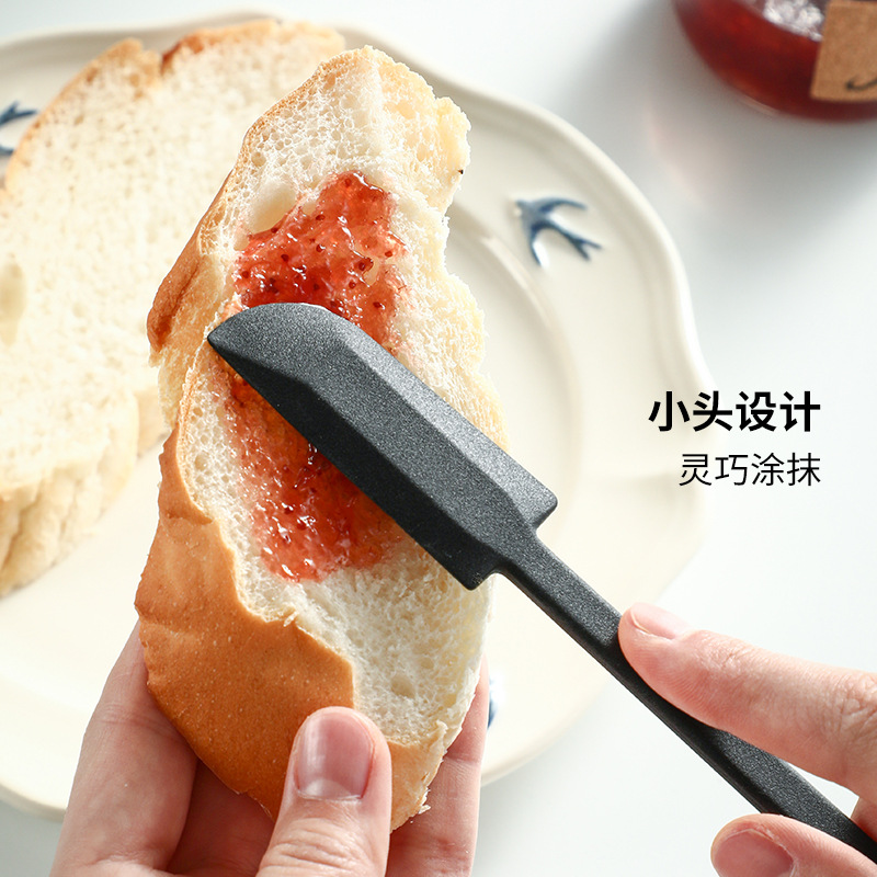 Frost Mountain jam spatula, kitchen cooking silicone spread knife, baking cream cheese right-angle scraper, dishwasher available Application Scenario