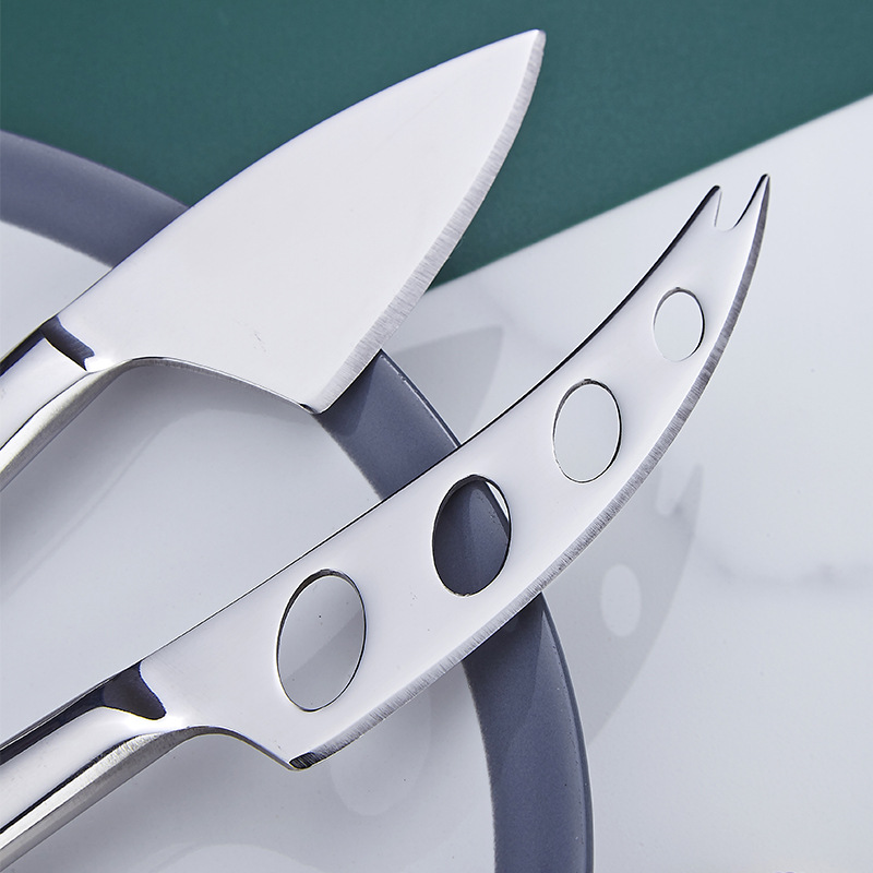 Stainless steel cheese slicer, cheese knife, butter cheese scraper, spatula, pointed double-fork narrow-edge knife, baking tool Application Scenario