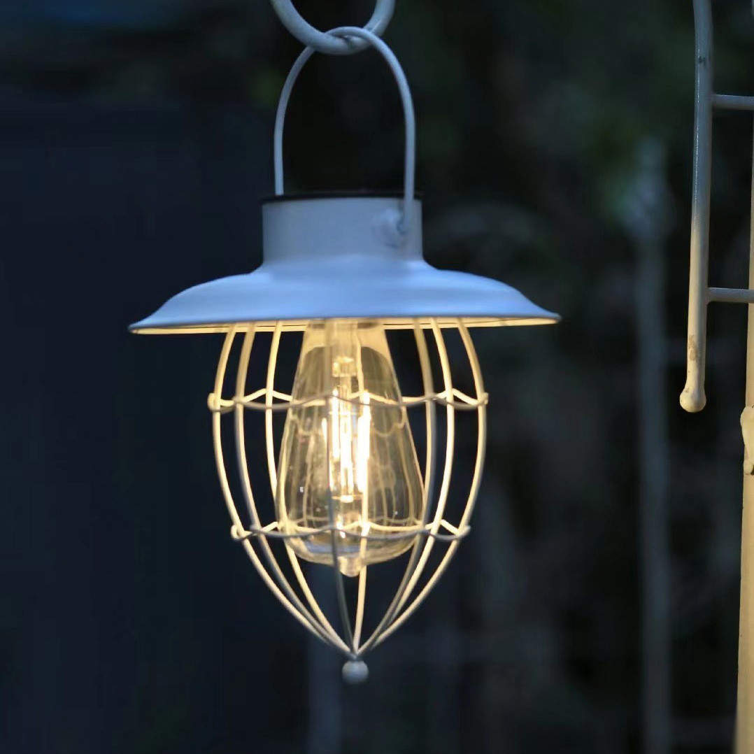 Solar-powered retro hanging lamps, ironwork LED chandeliers, garden lamps, chandeliers, balcony waterproof, outdoor garden lanterns for decoration full figure