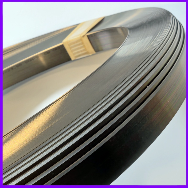 The Japanese die-cutting knife TSUKATANI high knife is specially designed for cutting rubber and leather. The Tsukatani blade is durable for cutting vacuum-formed mold materials Specification drawing