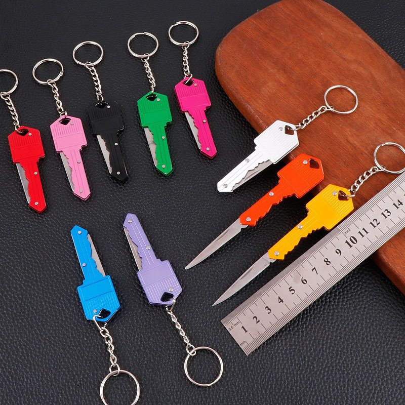 New heart-shaped mini knife, multi-functional key knife, outdoor Swiss knife, self-defense knife, folding fruit knife full figure