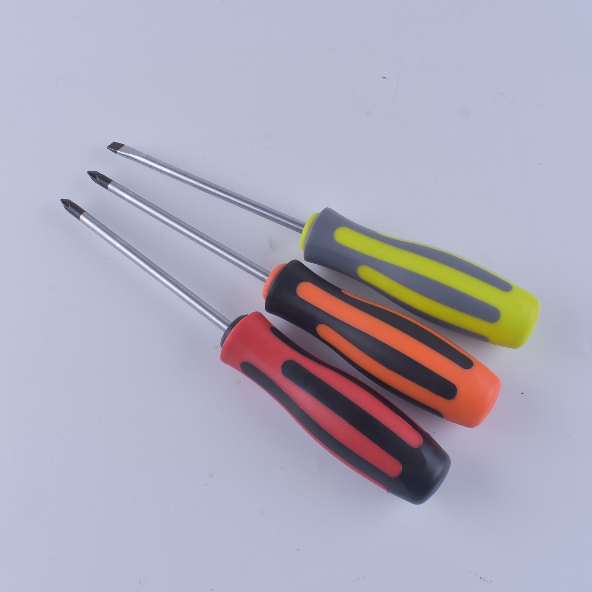 New best-selling screwdriver, environmentally friendly new material, two-color handle, CR-V chromium-vanadium steel, 2019 mold development Application Scenario