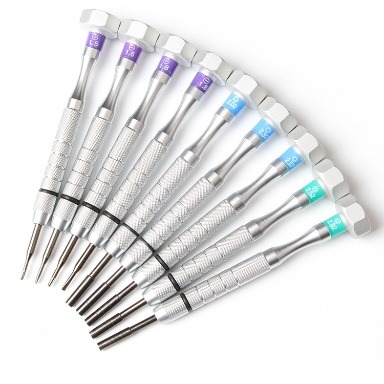 Eyewear repair tool set: Multi-specification cross-head flat-mouth eyewear screwdrivers with replaceable blade heads and screwdrivers Application Scenario