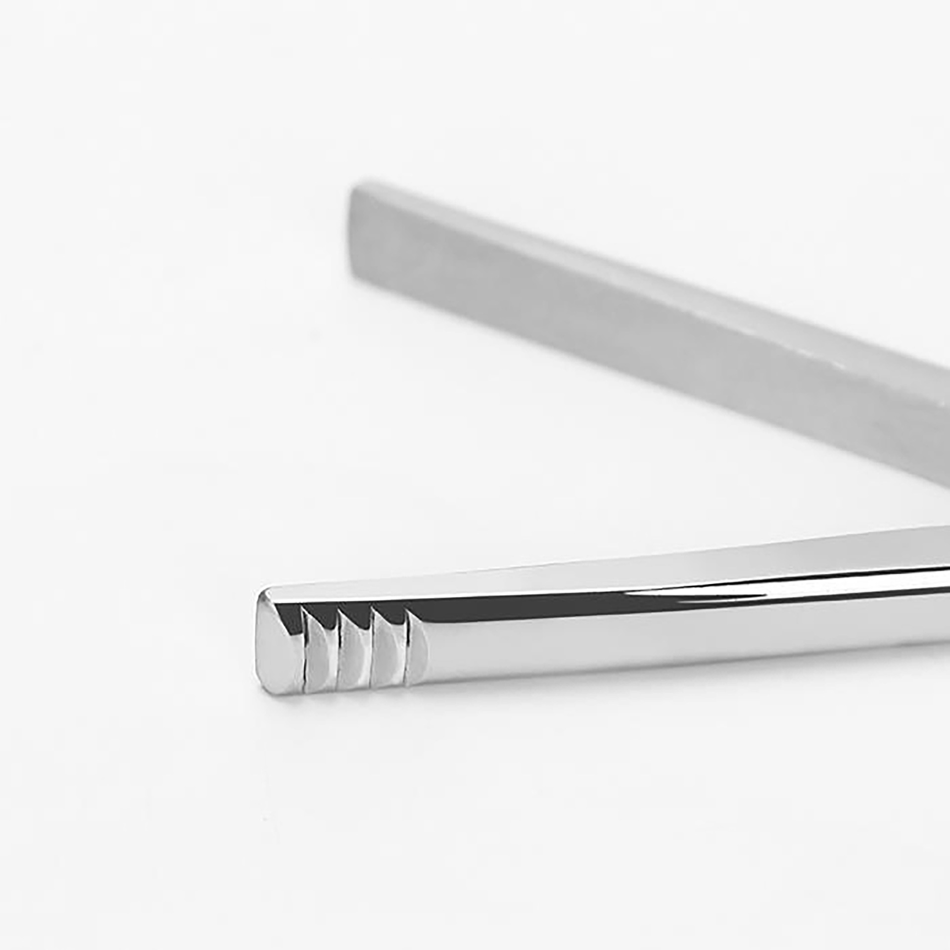 Stainless steel medical tongue forceps, tongue pliers, clips, stainless steel dental oral instruments, emergency mouth openers, sponge forceps Specification drawing