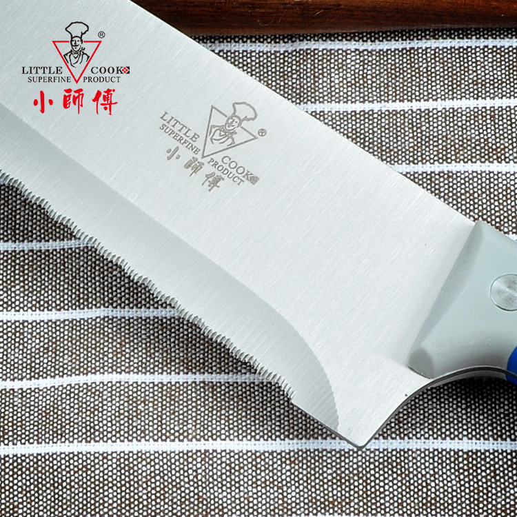 Little Master's kitchen knife, a stainless steel meat slice kitchen knife specially designed for household chefs, a Western-style Sande fruit sashimi kitchen knife Application Scenario