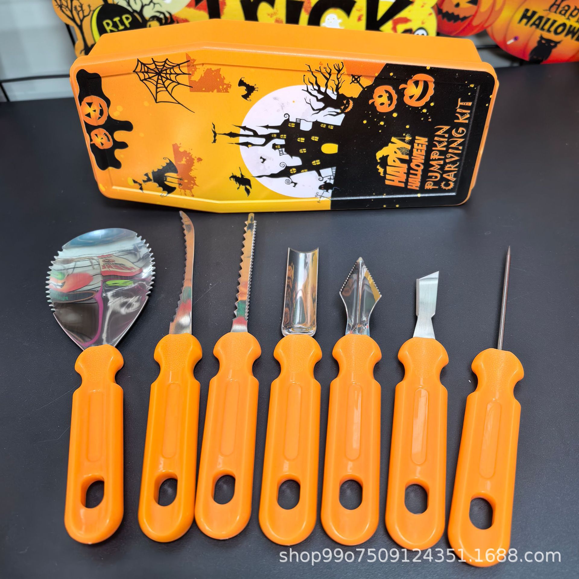 Thickened and reinforced pumpkin carving tools Halloween Creative Tools Pumpkin Carving Knife Set 2025-8 Application Scenario