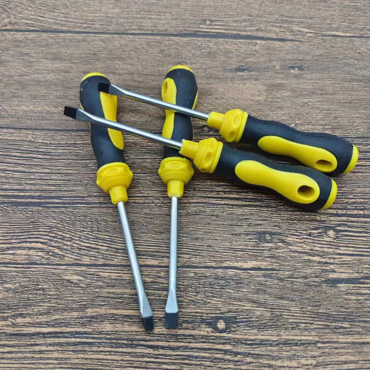 Cross-head screwdrivers, manual tools, plum blossom screwdrivers, gourd-handle screwdrivers, one-yuan and two-yuan supplies details Picture