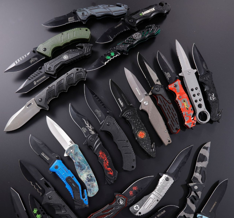 Wholesale of outdoor folding knives, portable knives, outdoor camping self-defense knives, high-hardness survival knives, and wilderness survival knives undefined