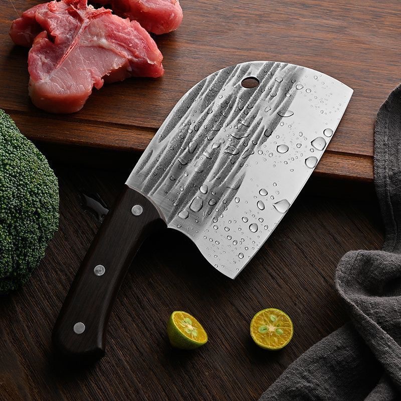 The popular fish head knife is hand-forged. It is a large household kitchen knife with sharp cutting ability. The kitchen slicing knife is ultra-thin and specially designed for chefs details Picture