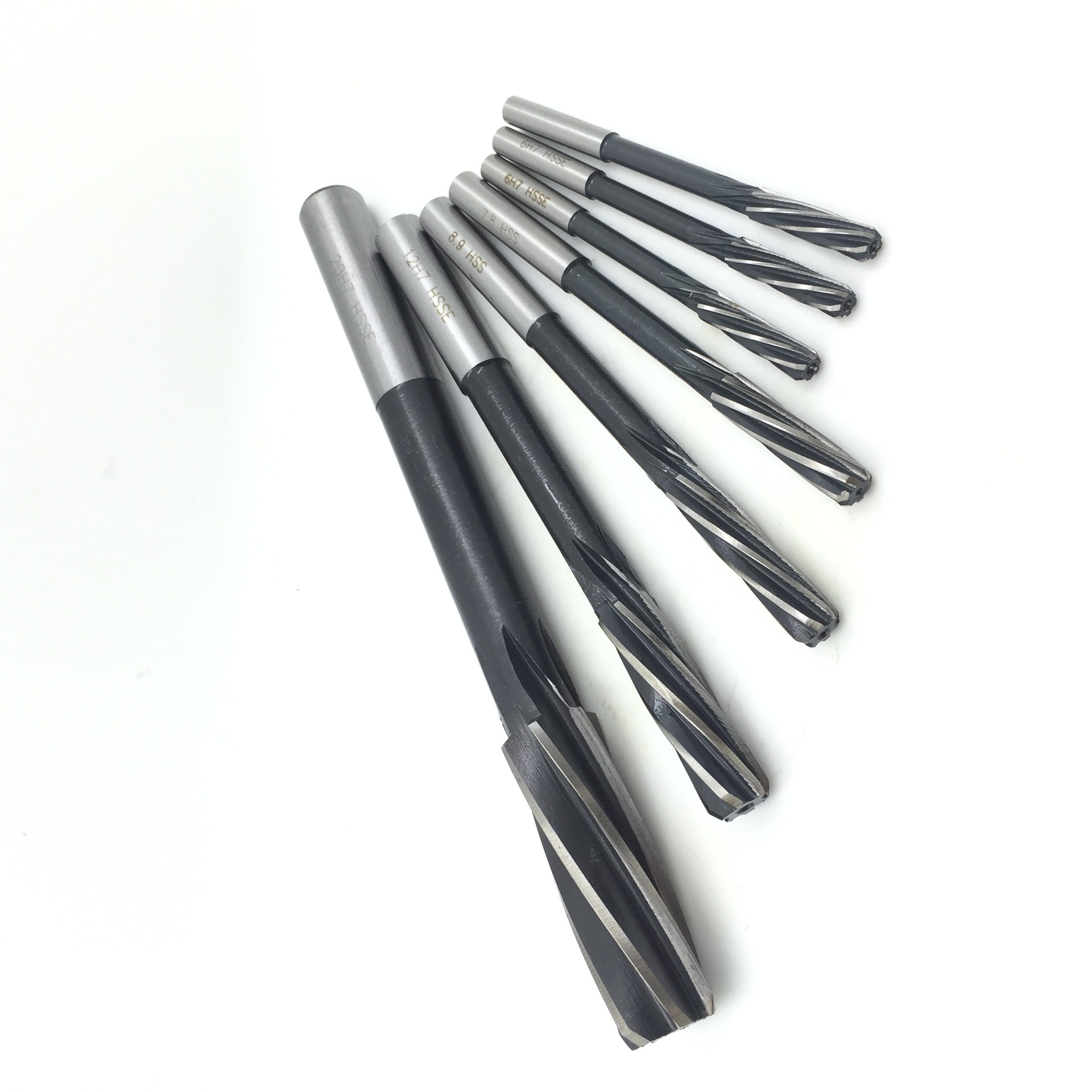 Straight-shank helical reamer high-precision cutter 5.05 5.1 5.2 5.3 5.4 5.6 5.7 5.8 5.9 Application Scenario