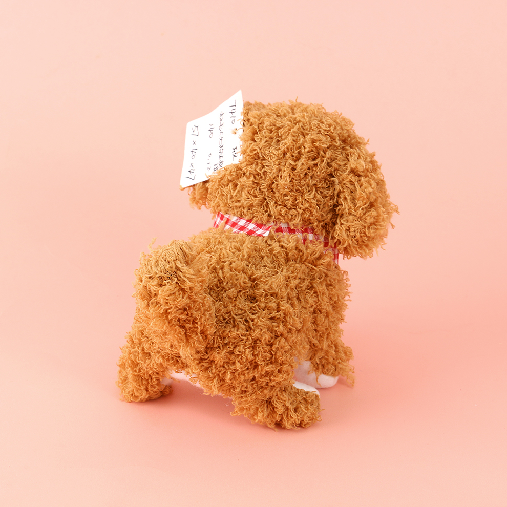 The cute and cute electric plush puppy can be affectionate and play with you. It sings so beautifully. The recording saves the beautiful words of children. It can be affectionate and lick its fingers to heal Application Scenario