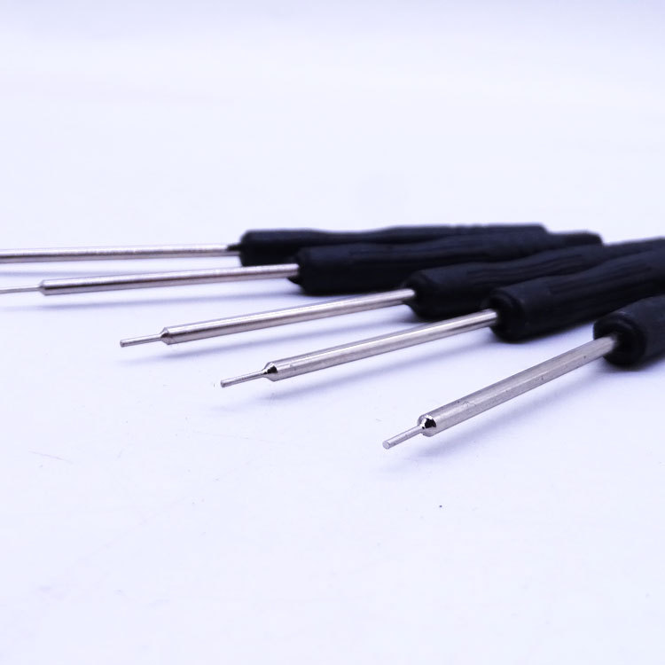 Factory wholesale watch steel band disassembly punch 0.8mm through-needle watch gift steel band cutting screwdriver Item Picture