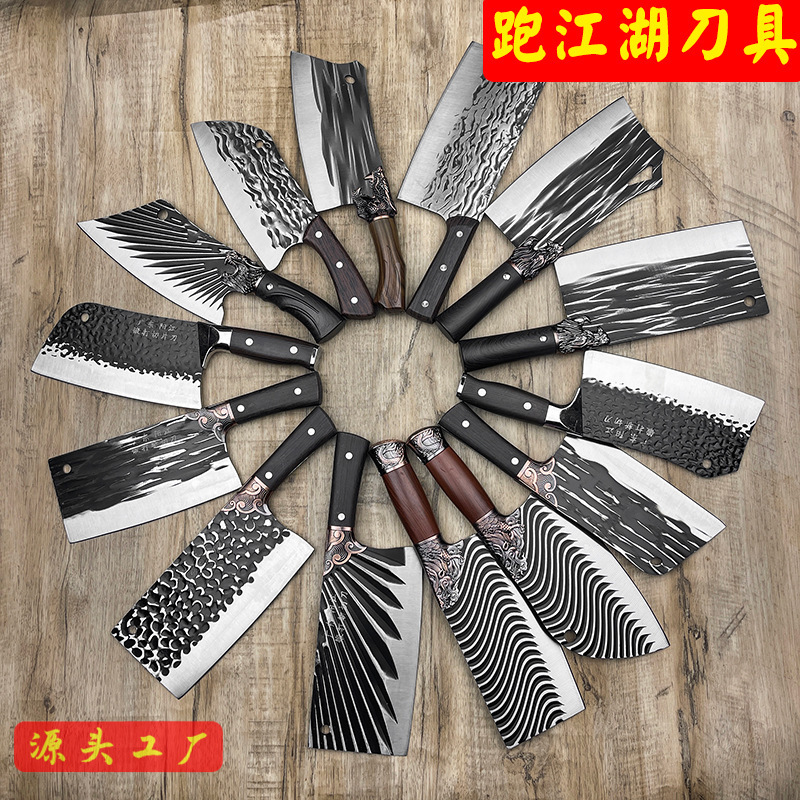 In Yangjiang, a 20-yuan model of stainless steel hand-forged household bone-cutting knives and kitchen knives are available at street stalls Application Scenario