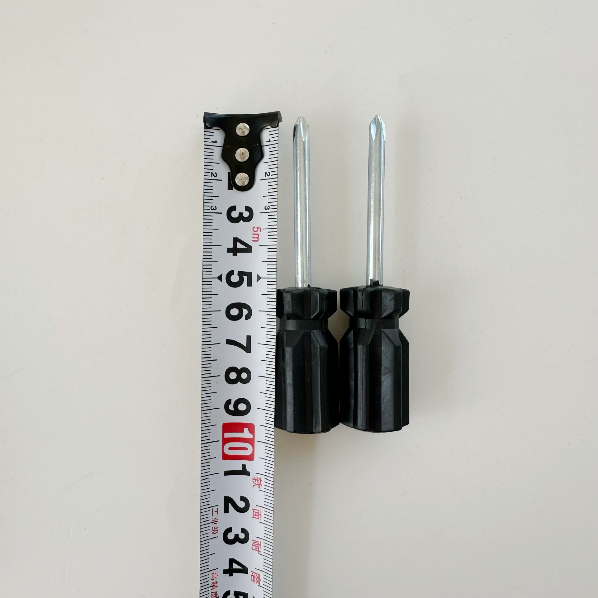 Factory wholesale of hand grenade handles, 4.0 cross-head screwdrivers, toys, furniture, screw screwdrivers, single screwdrivers, plum blossoms undefined