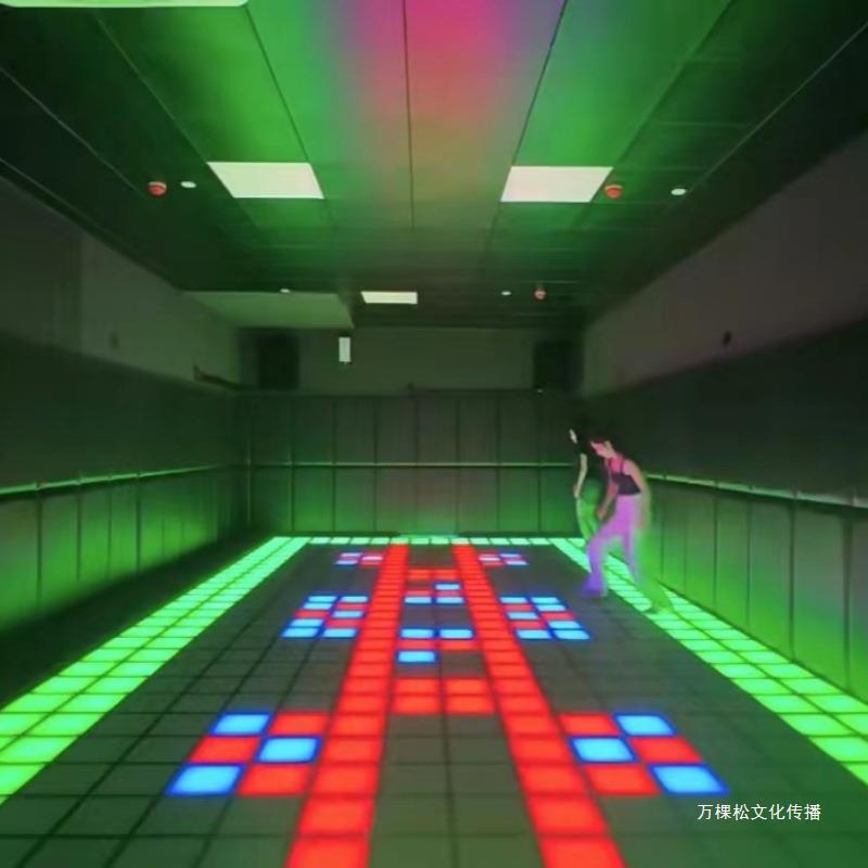 Gravity sensing seven-color escape room running interactive game, LED square floor tile light, cool light, outdoor floor tile, innovative and dynamic full figure