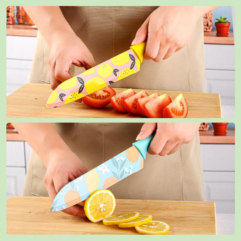 Foreign trade stainless steel kitchen knives, vegetable knives, household fruit knives, kitchen knives, slicing knives, meat slicing knives, and baby food knife sets Application Scenario