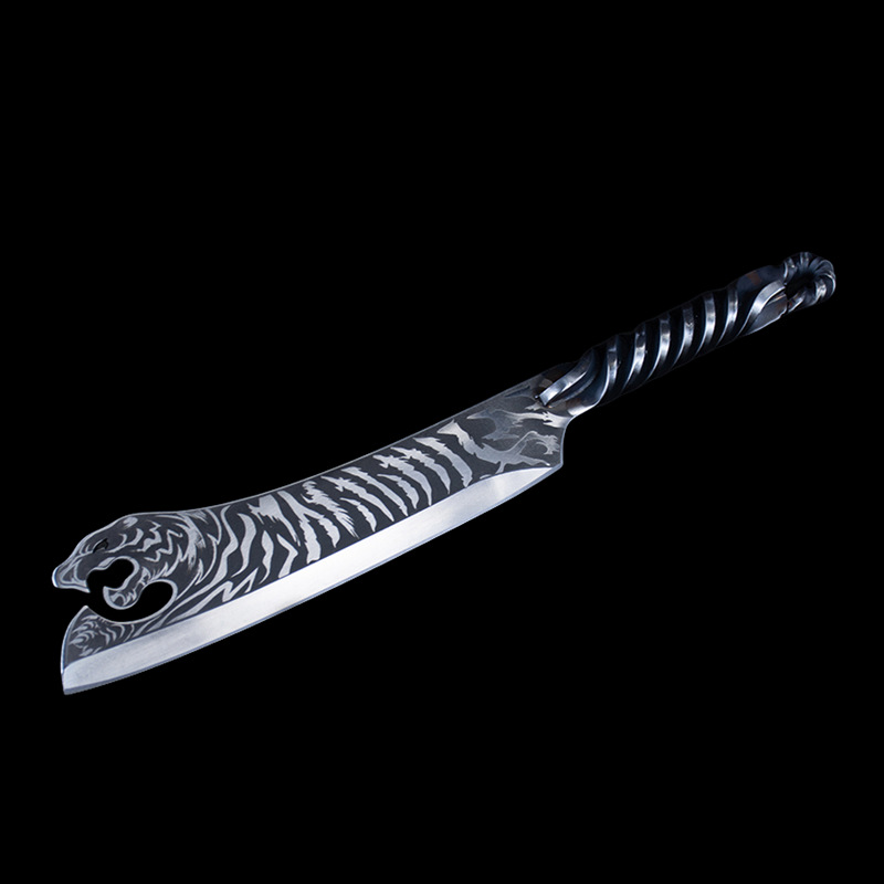 Longquan Xiake Tang kitchen knives, one-piece forged cooking knives, crocodile slicing knives, twisted steel handles, raw fish knives, bone-picking knives Application Scenario