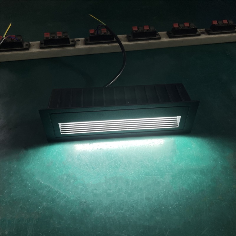 led rectangular embedded waterproof outdoor corridor corner lights, stair treads, steps, sockets, steps details Picture