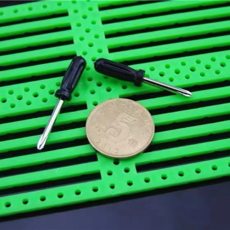 32mm long small screwdriver 2.0 cross toy delivery screwdriver 2mm straight black screwdriver disassembly mini Specification drawing