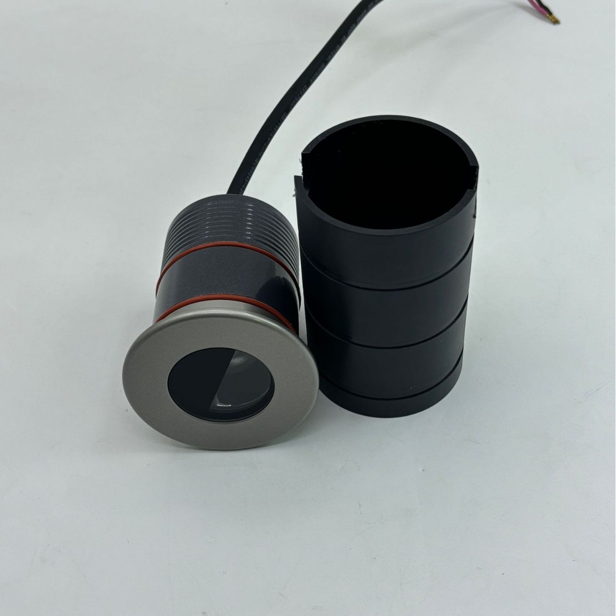 Engineering model LED ground lamp 3W12V24V waterproof ground lamp with a diameter of 55mm, supports Dali 0-10V dimming Application Scenario