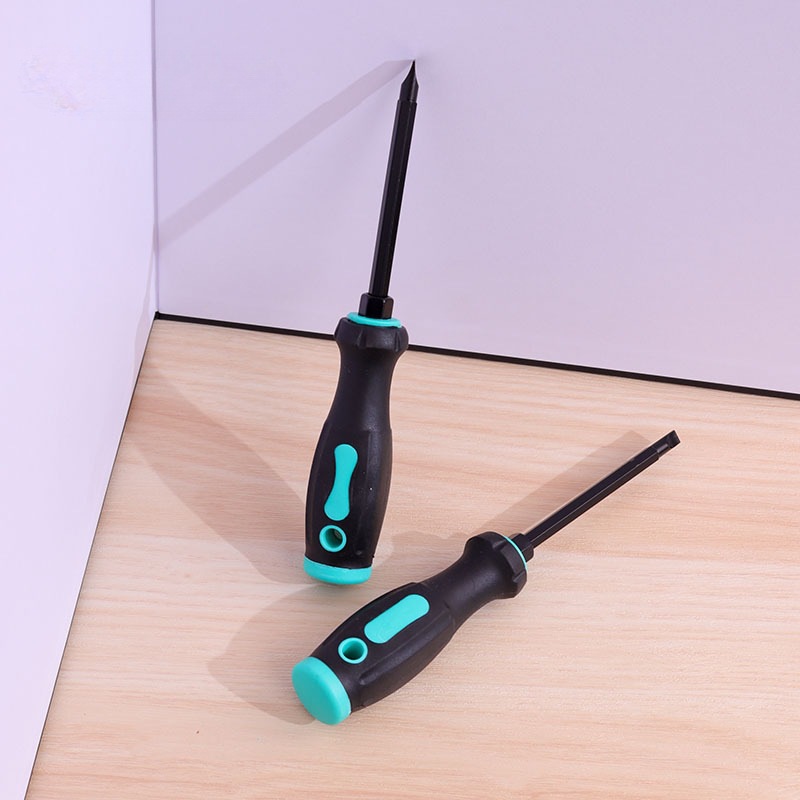 A001 dual-purpose 4-inch screwdriver with rubber-coated black rod, flat-head cross screwdriver, manual magnetic dual-head dual-purpose screwdriver full figure