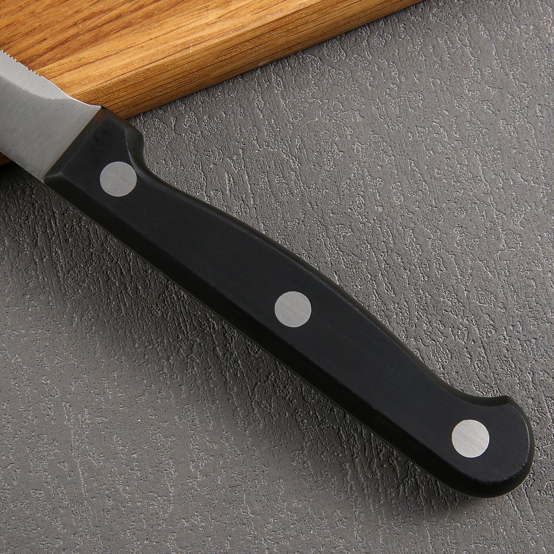 Cross-border in-stock stainless steel POM handle Western-style knife, black Western-style steak knife, steak cutting serrated knife details Picture