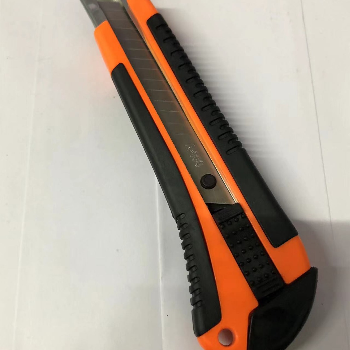 Stainless steel multi-functional utility knife, rubber-coated paper cutting knife, home decoration and building materials tool knife, office stationery knife manufacturer wholesale Item Picture