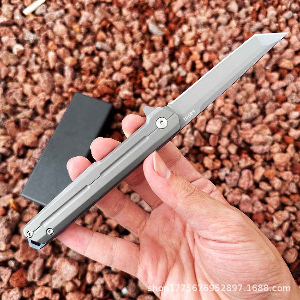 CNC craft mechanic folding knife, outdoor high-hardness sharp knife, inner bearing portable knife, Commander Second generation Application Scenario