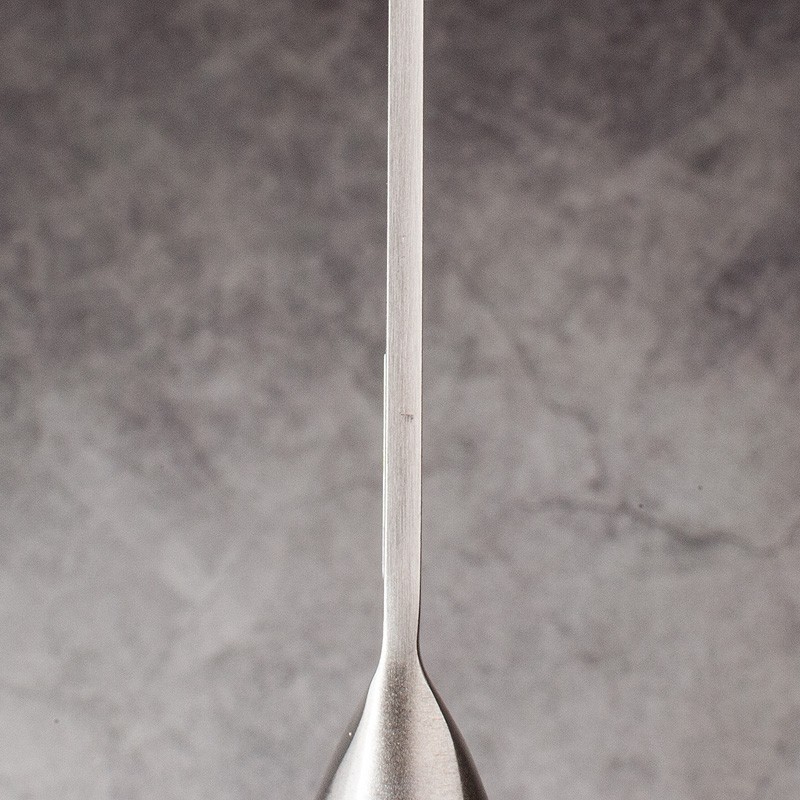 Eighteen Sons makes kitchen knives, composite steel chef knives, slicing knives, chopping knives, bone-cutting knives, household all-steel kitchen knives and kitchen knives details Picture