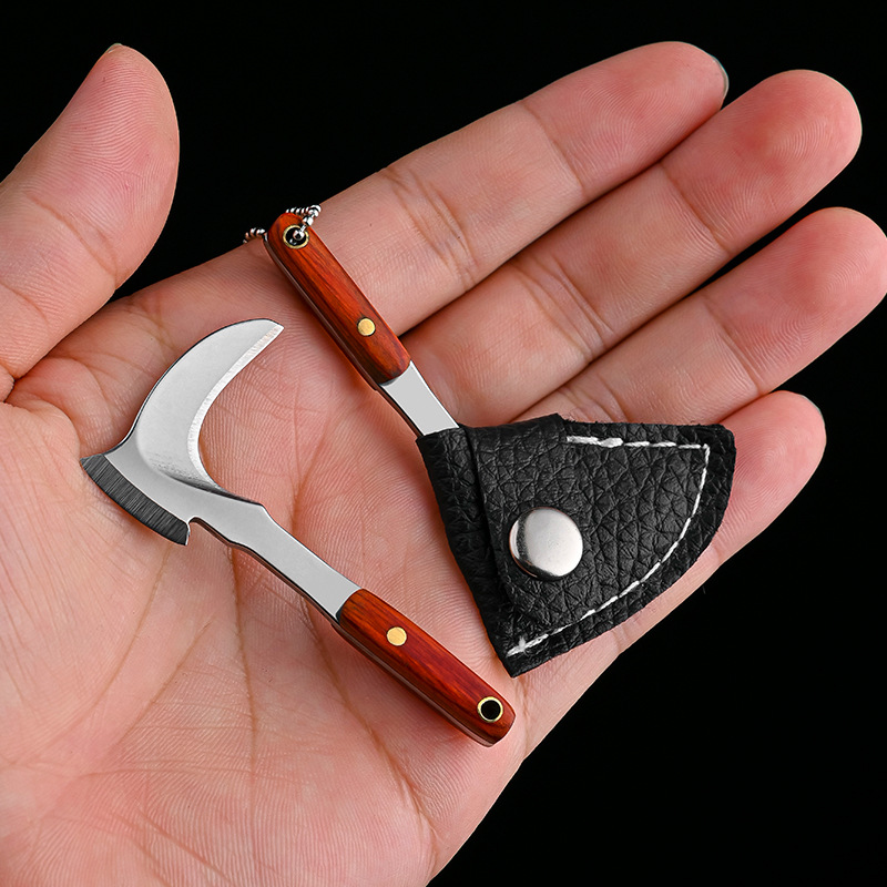 Keychains, small kitchen knives, mini sickles, gift knives, express delivery knives, portable knives, key knives, non-folding knives, pendants and accessories undefined