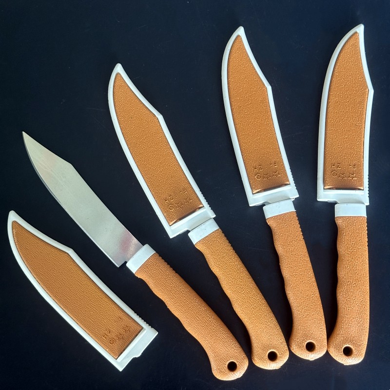 Yellow thickened fruit knife, thickened knife sleeve, fruit knife, kitchen tools, 1 yuan, 2 yuan, store supply wholesale full figure