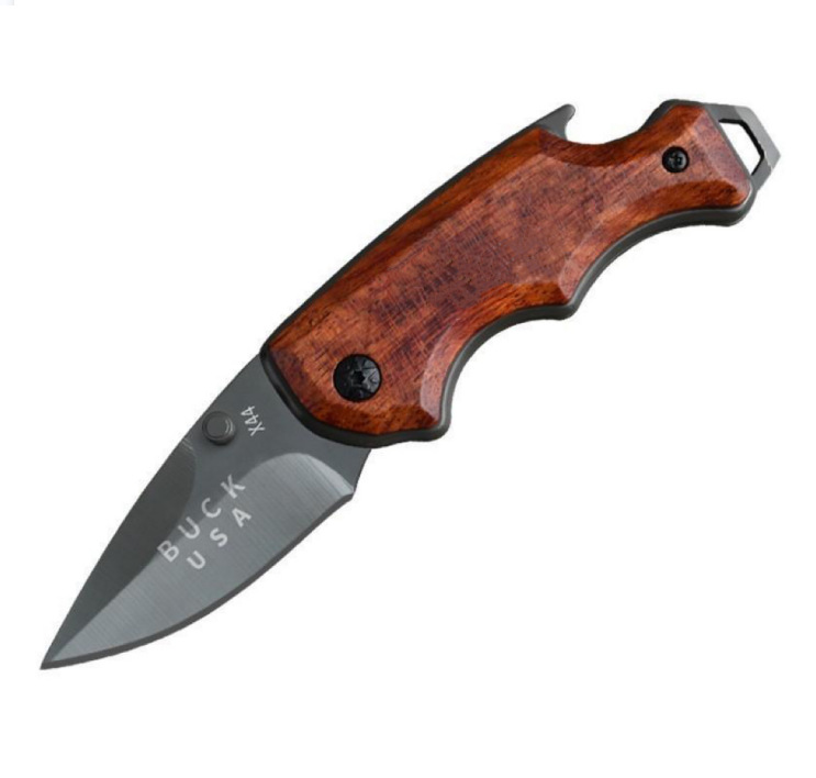 The shopkeeper recommends the outdoor high-hardness life-saving folding knife, a small self-defense knife for the wild with a redwood handle, and a sharp portable knife undefined