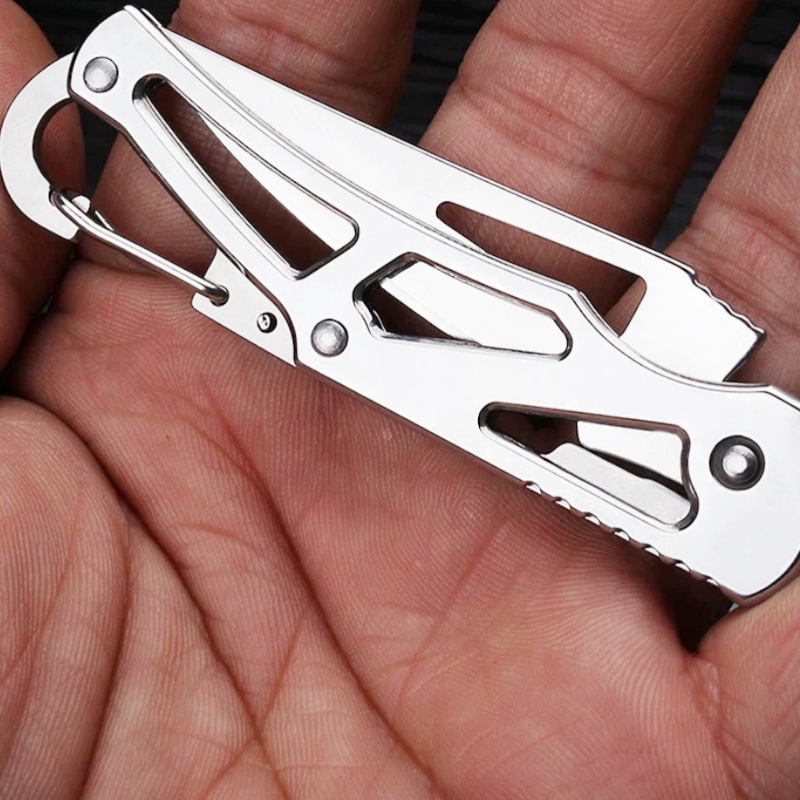 High-hardness mini self-defense outdoor knives, stainless steel portable hollowed-out keychain fruit knives, folding small knives Application Scenario