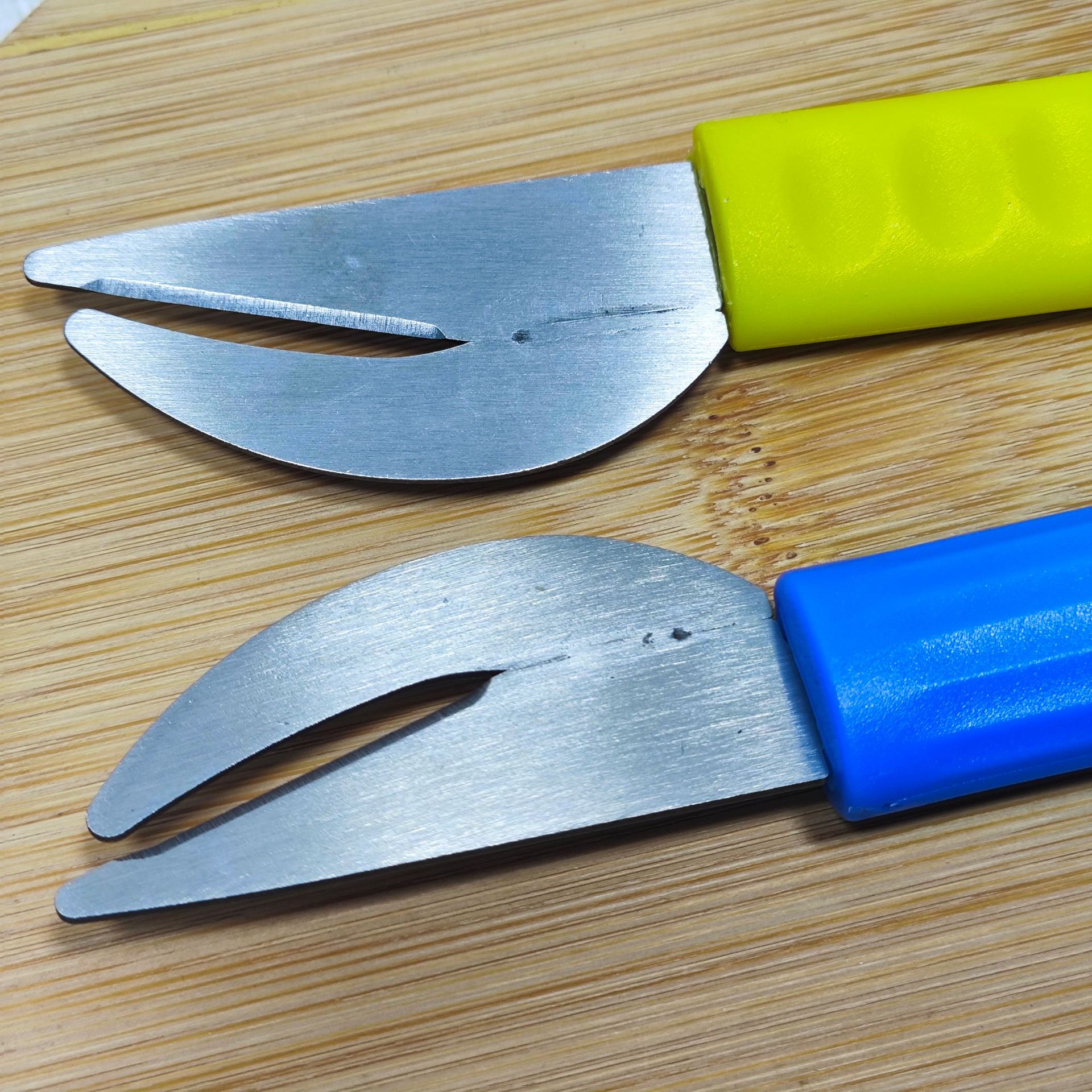 Stainless steel intestinal opener, household chicken intestinal knife, chicken and duck intestinal knife, kitchen small tools, intestinal opener, goose intestinal knife, intestinal flipping knife Specification drawing