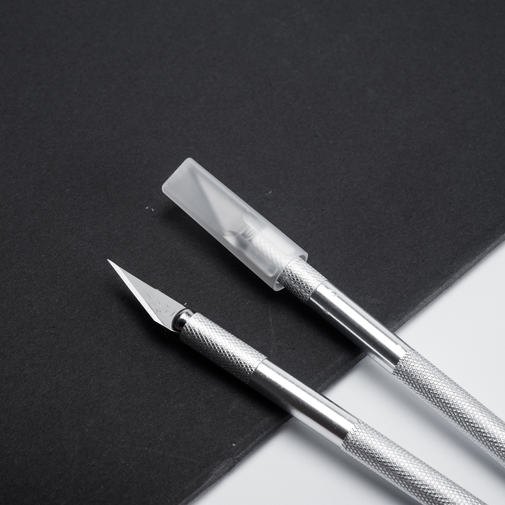 The manufacturer supplies a box of aluminum alloy hand-carved knives with 5 blades, starting from 0.4 yuan for pen holders, paper cutters, and handbooks Specification drawing