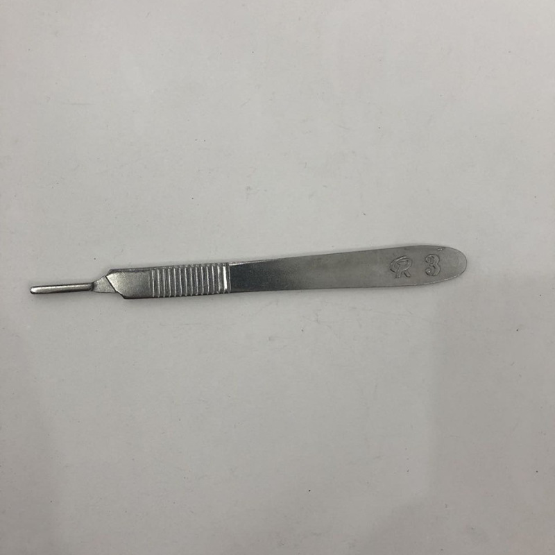 Factory direct sales of stainless steel surgical knife handles, ordinary thickened No. 3 and No. 4, maintenance process, special engraving Application Scenario