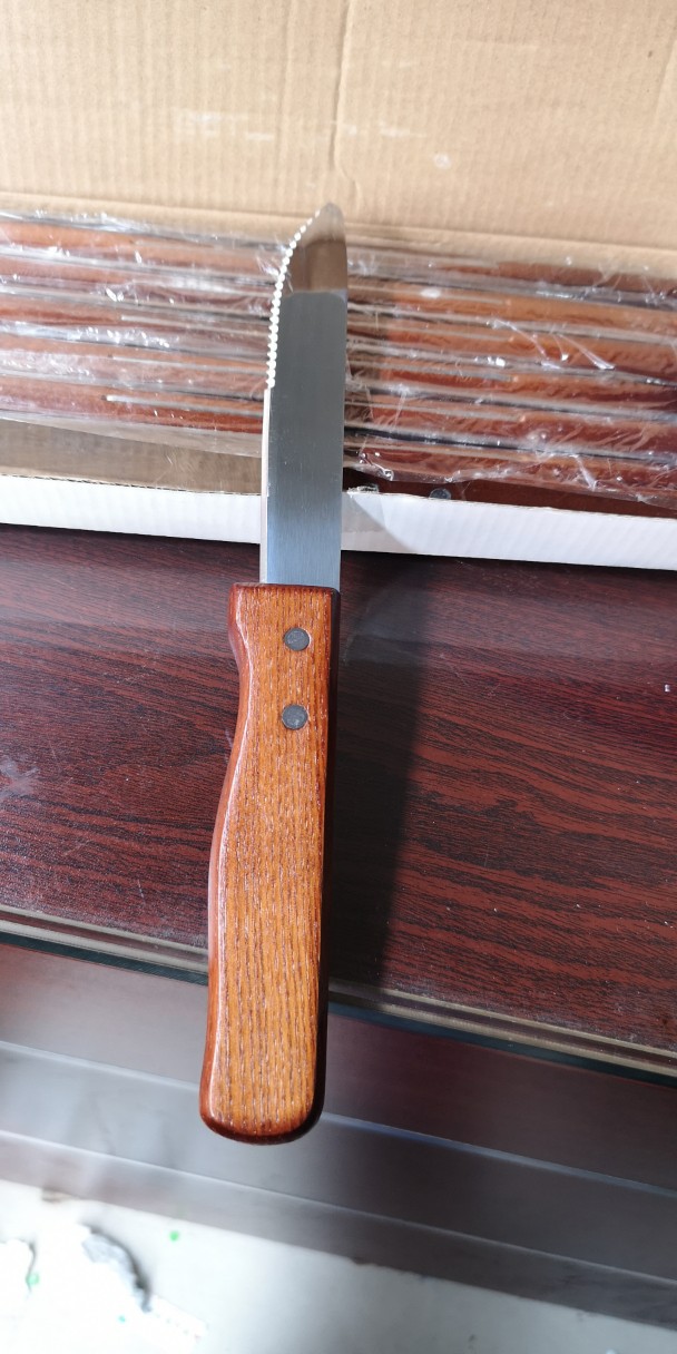 Wooden handle steak knife, steak knife, Western cuisine knife, wooden handle tableware manufacturer inventory handling, no return, no exchange Specification drawing