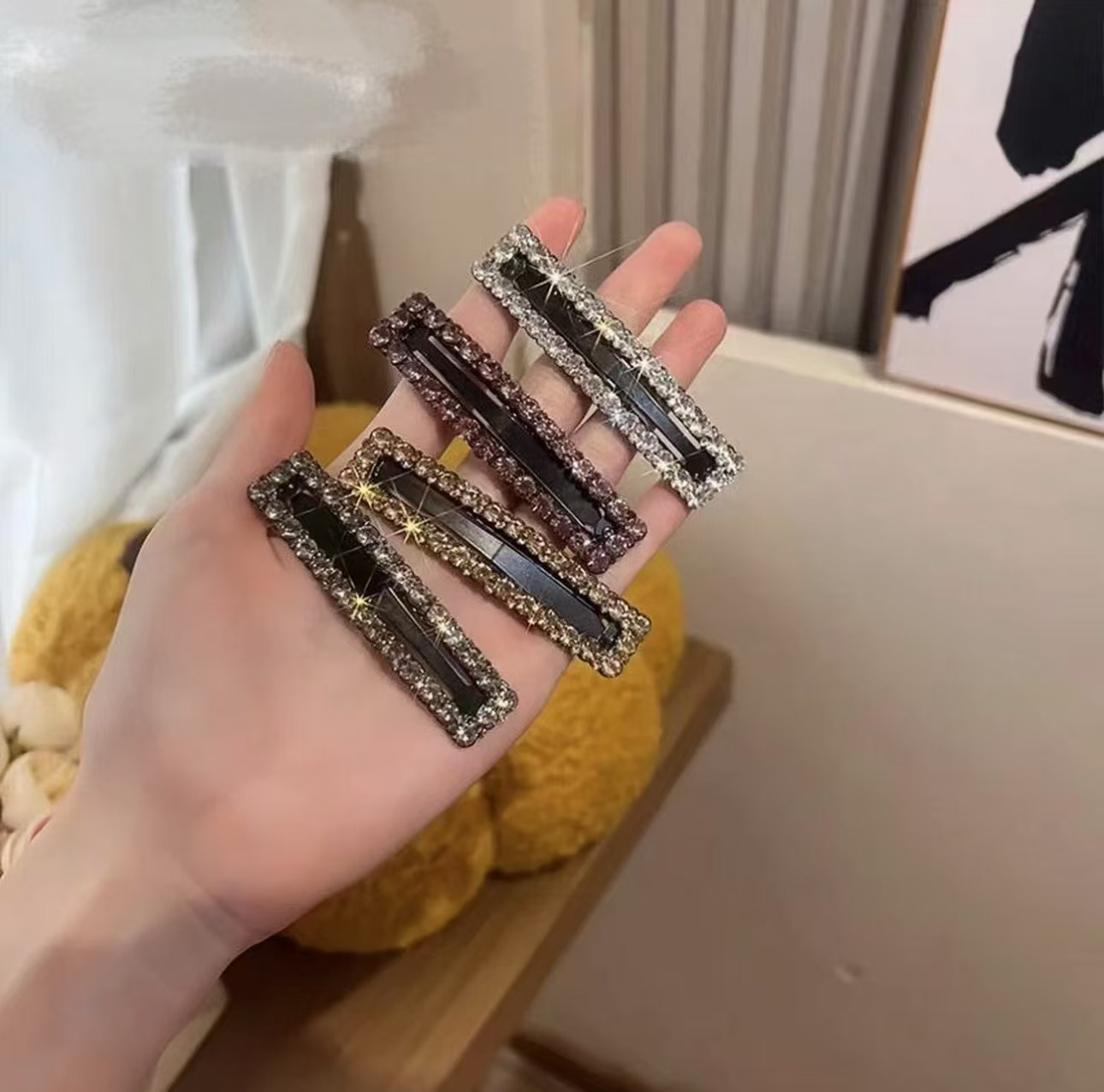 New square water diamond hair clips for women, a one-piece clip for the back of the head with a sense of high-end style, side bangs, BB clips, top clips, Korean version details Picture