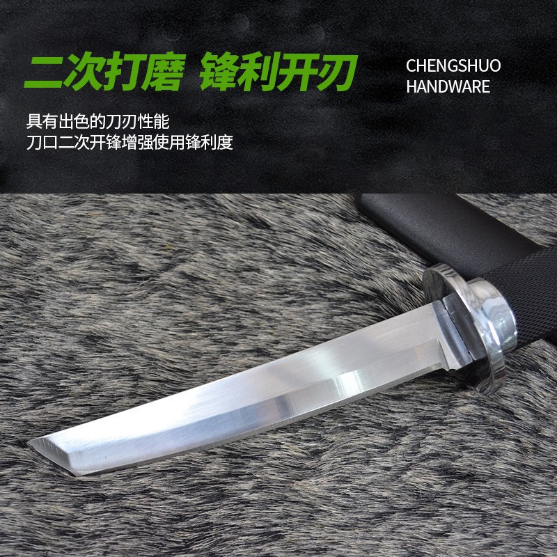 Factory wholesale outdoor high-hardness camping straight knives, camping mountaineering knives, one-piece keel knives, and wild survival straight knives Application Scenario