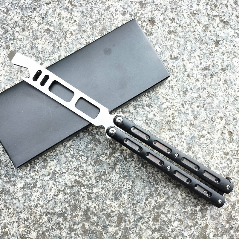 The factory supplies butterfly knives, CSGO practice knives, folding knives, unedged knife playing training, and knife swinging games details Picture