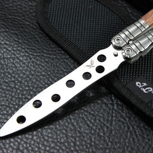 Shanghai wooden-handled butterfly swing knife, butterfly knife practice tool manufacturer, non-sharp, portable, collectible hobby Item Picture