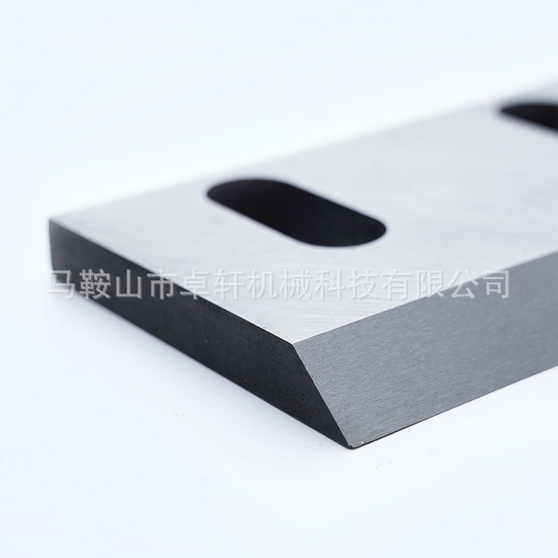 Plastic shredder blades made of 6CrW2Si material, resistant to breakage, directly supplied by the manufacturer as shredder accessories and cutting knives details Picture
