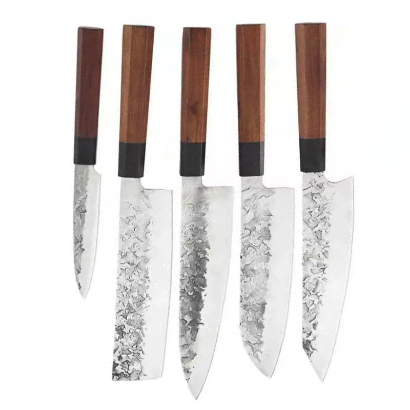 Hand-forged chef's slicing knife, raw fish cooking knife, Japanese kitchen knife, three-in-one sharp, golden chef's knife, Yangjiang knives Application Scenario