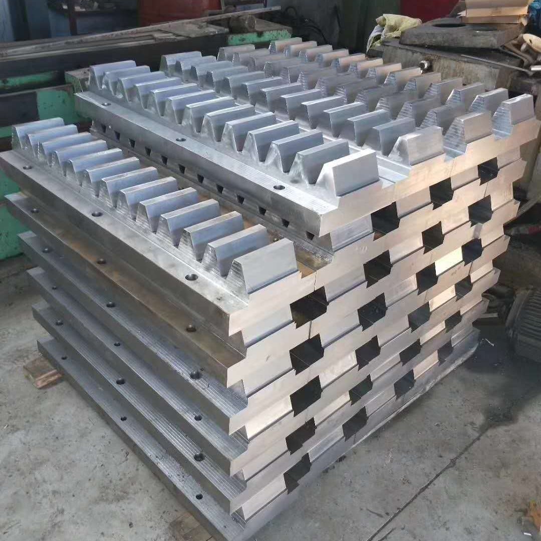 Standard rack 1M, 2M, 3M, 4M, 5M, 6M high-frequency quenched perforated rack, industrial helical rack, hard rail precision straight rack Application Scenario